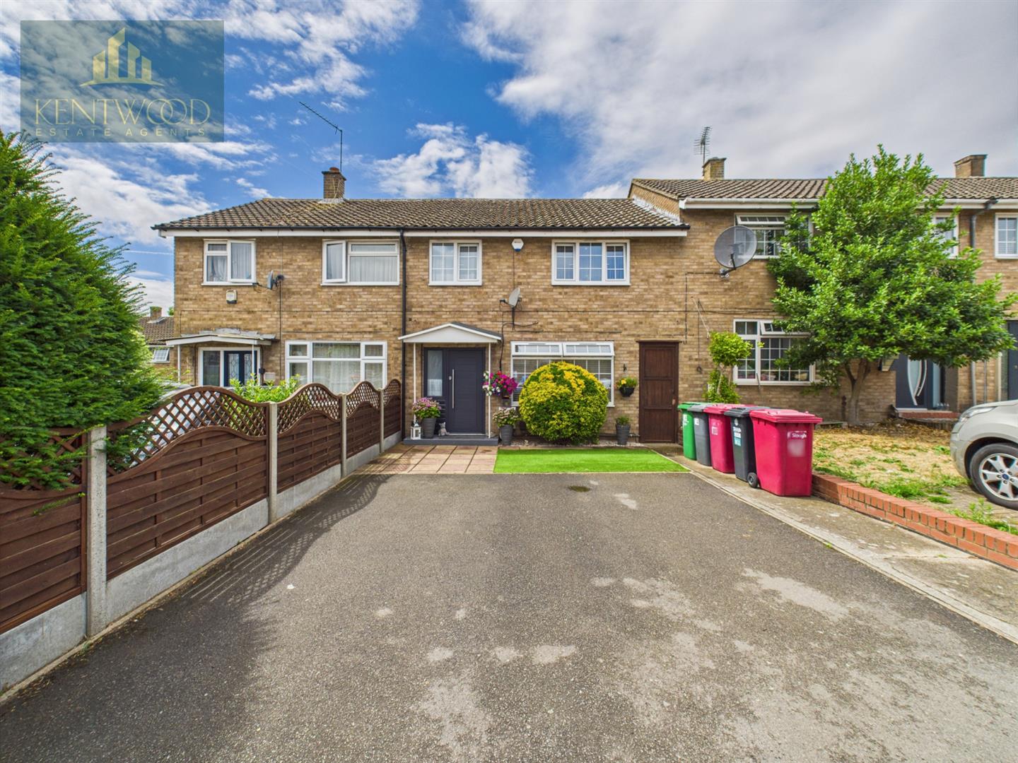 3 bedroom terraced for sale